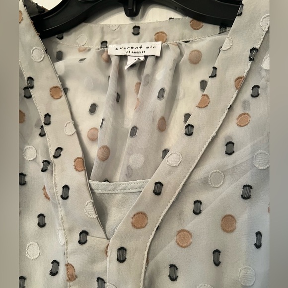 CURRENT AIR LOS ANGELES SHEER  V NECK  TOP. SIZE SMALL WITH ATTACHED CAMISOLE - Picture 7 of 11